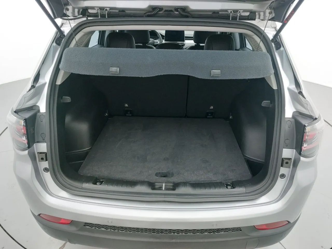 Jeep Compass LONG. T270 1.3 TB 4x2 Flex Aut., foto 9 de 18