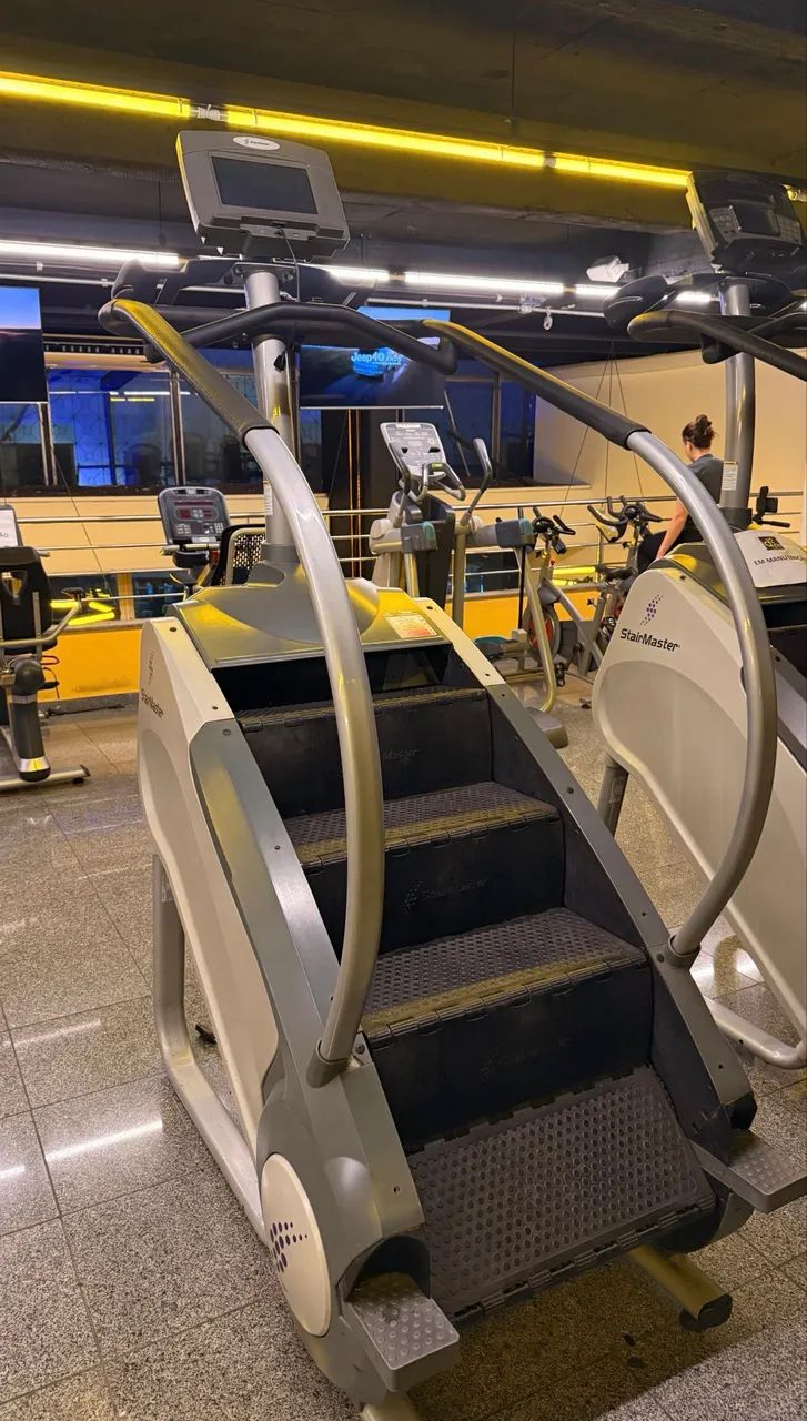 SIMULADOR ESCADA STAIR MASTER - Foto 3