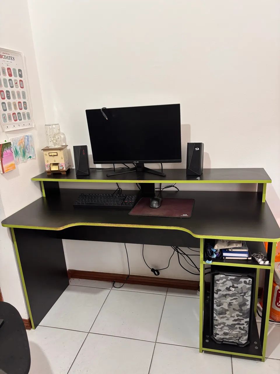 Mesa gamer/escrivaninha 419360033400442881