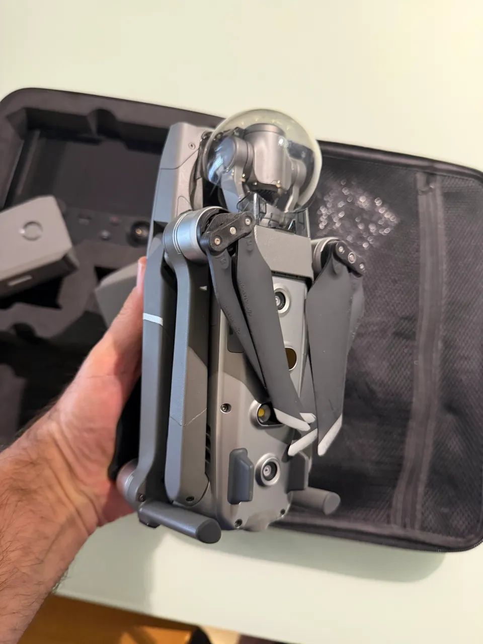 Drone DJI Mavic 2 Zoom + Kit Fly More + Smart Controller. - Foto 3