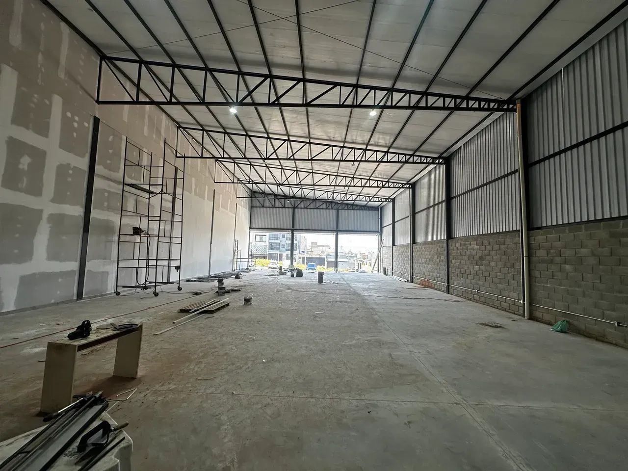 ALUGA-SE GALPÃO COMERCIAL | GUARÁ 2 - BRASÍLIA/ DF - Foto 2
