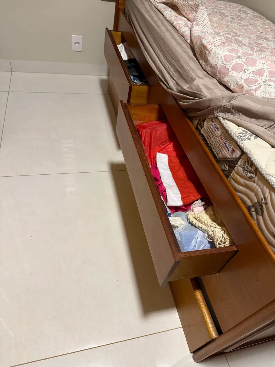 Vendo bicama de madeira  - Foto 4