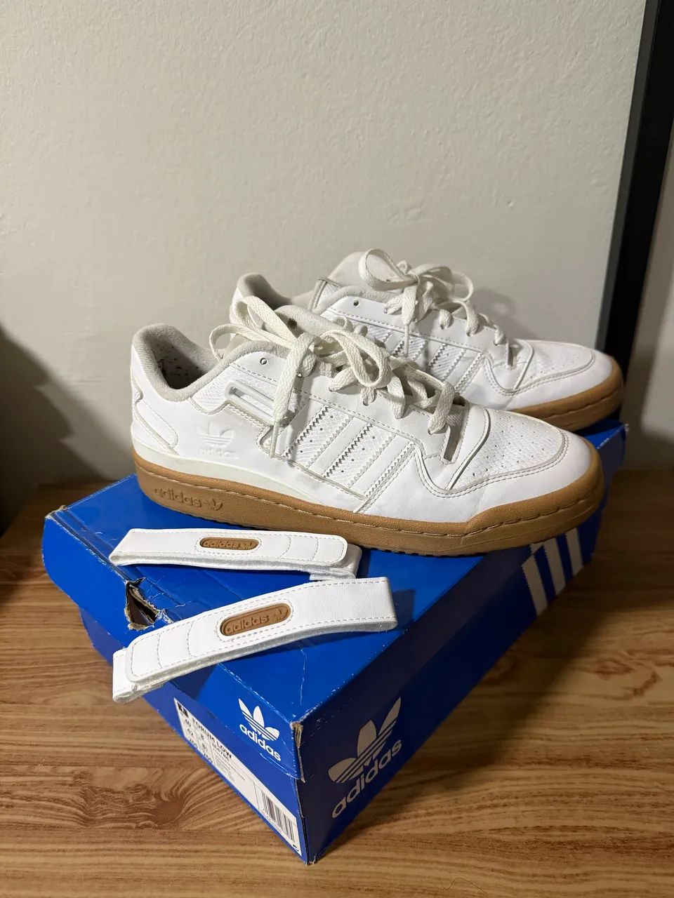 Tênis adidas - fórum Low - TAM 40 - Foto 4
