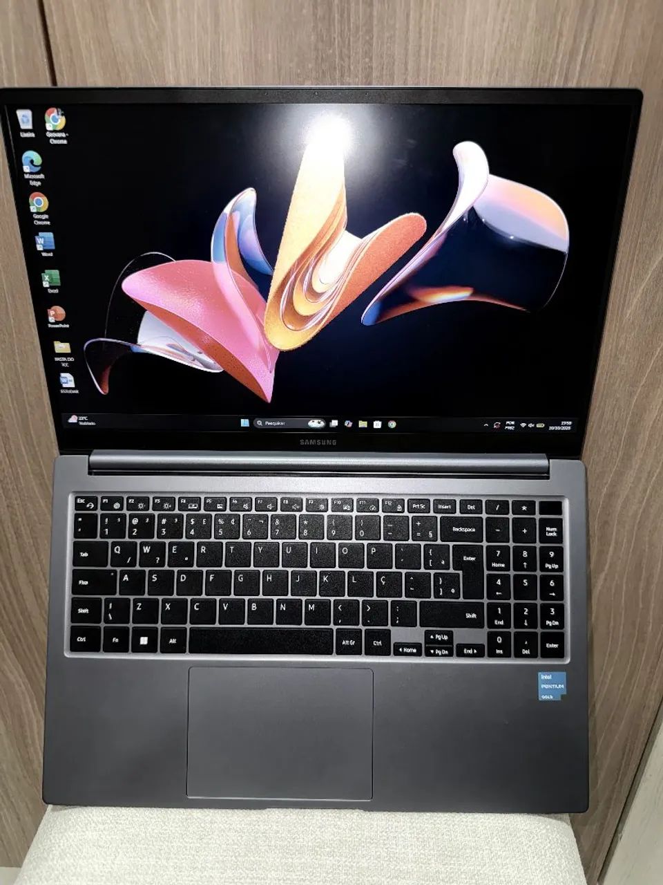 Notebook Samsung Book 4 - Foto 2