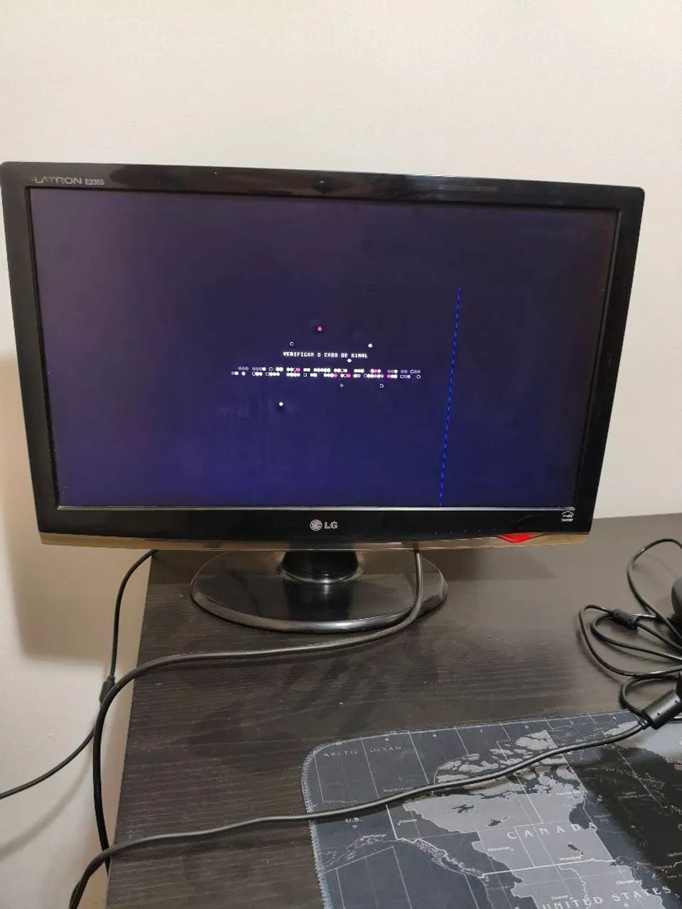 Monitor LG Flatron E2355