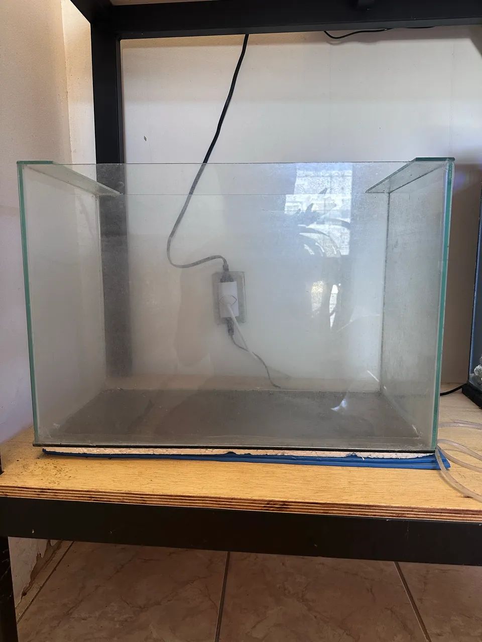 Aquário 45 Litros (50x25x35) - Impecável e Pronto para Uso!