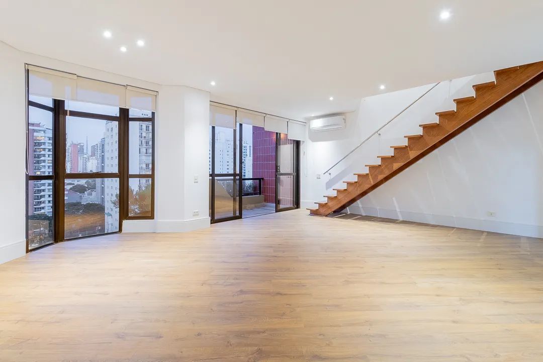 Duplex para venda em Pinheiros com 2 quartos, sendo 2 suítes, 132m² - Foto 2