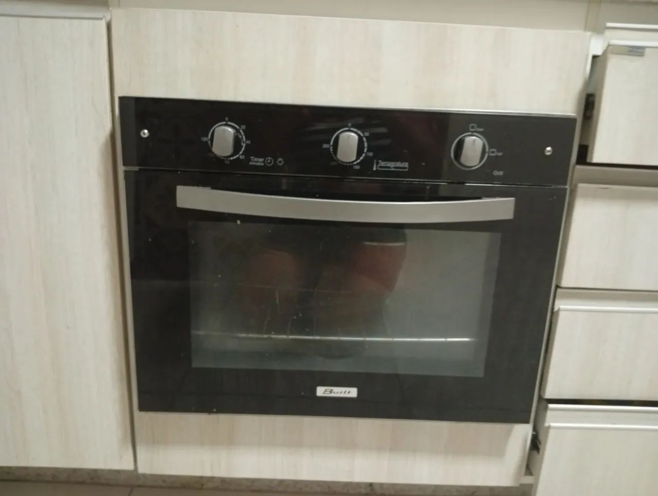 Vendo forno elétrico de embutir 55 litros precisa trocar a resistência  - Foto 2