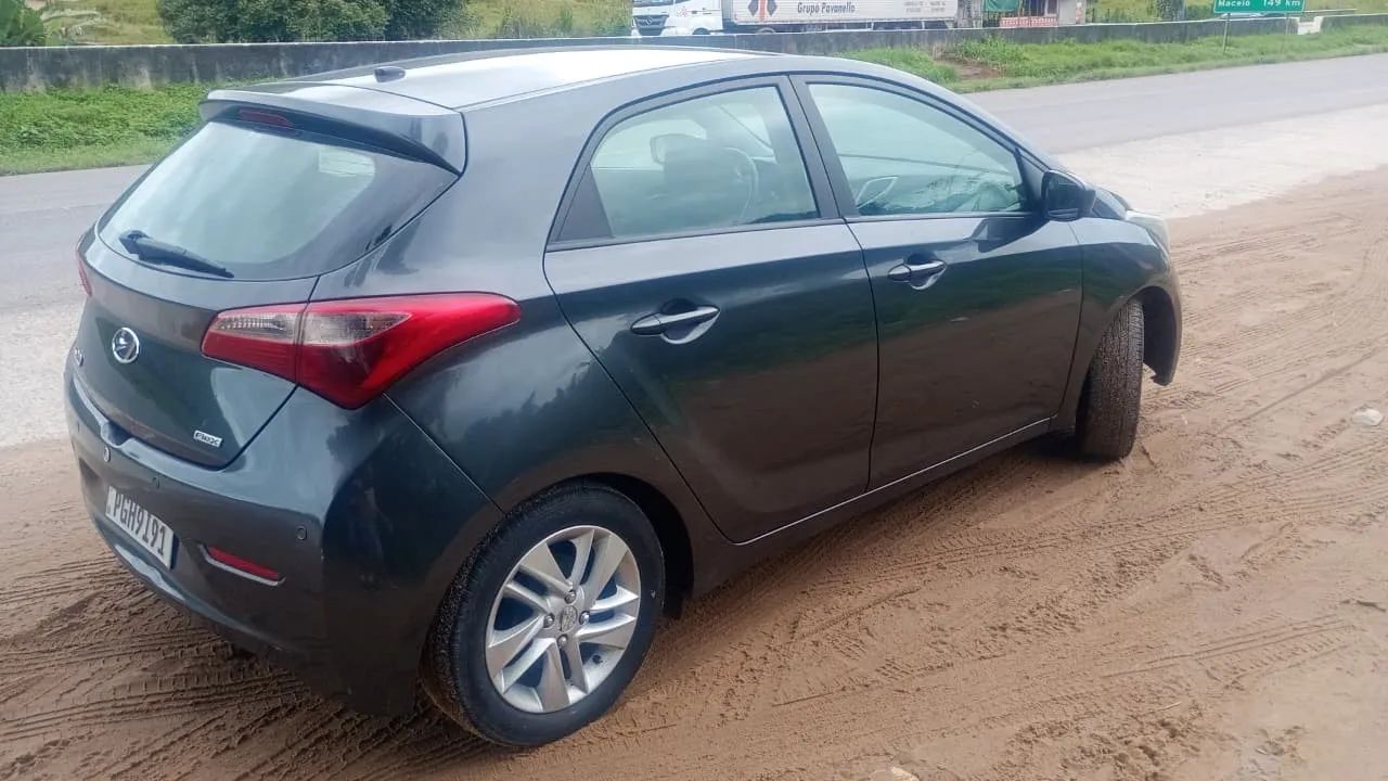 Hyundai HB20 Comf./c.plus/c.style 1.0 Flex 12V 2013 - Foto 2