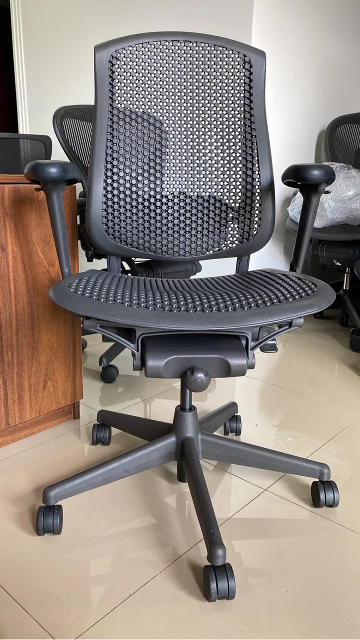 Cadeira Herman Miller Celle Completa