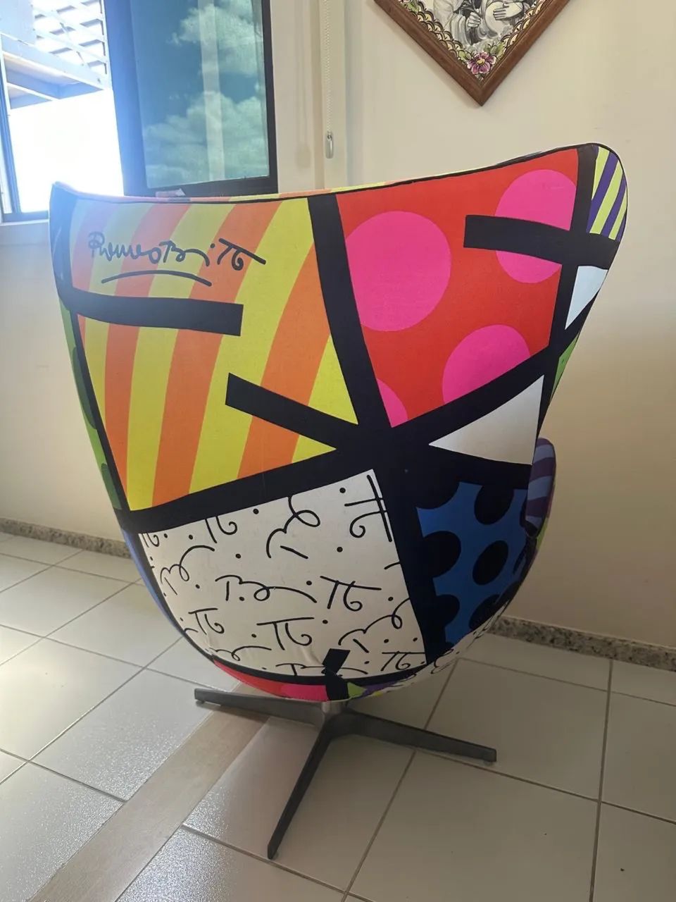 Vendo Poltrona Romero Brito Super Nova - Foto 3