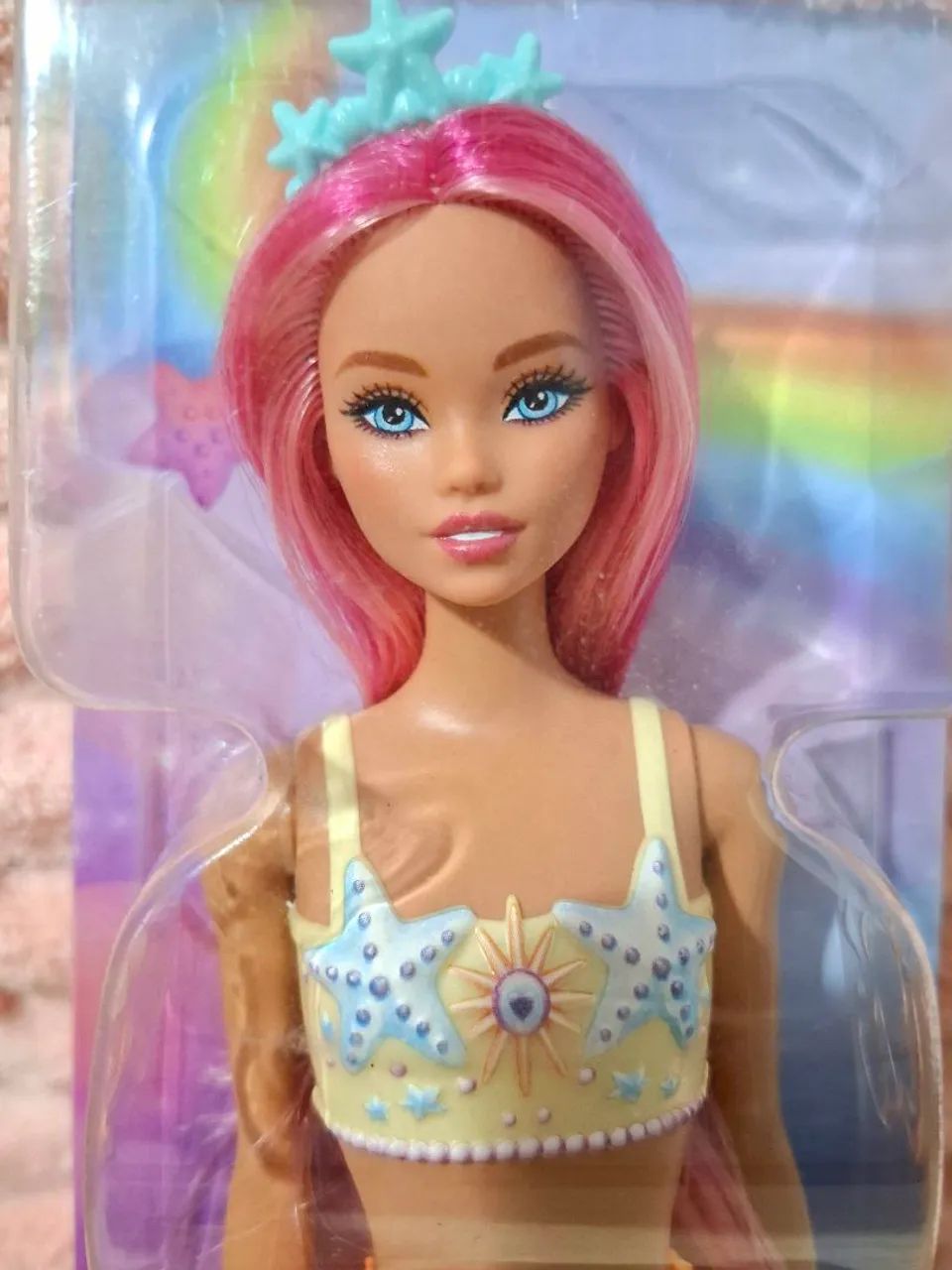 Barbie sereia cauda laranja e cabelo rosa - Foto 2