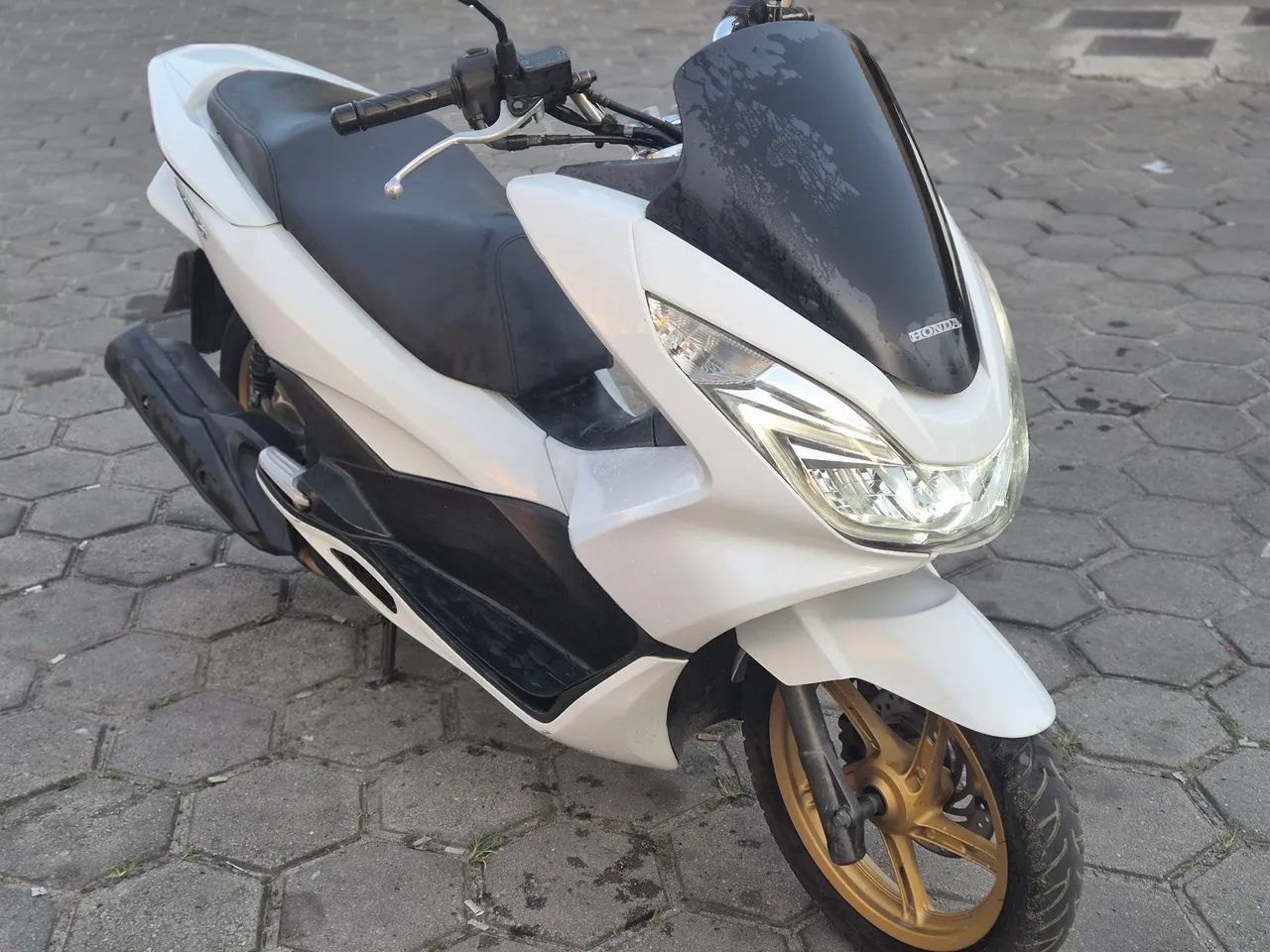 Pcx - Foto 2