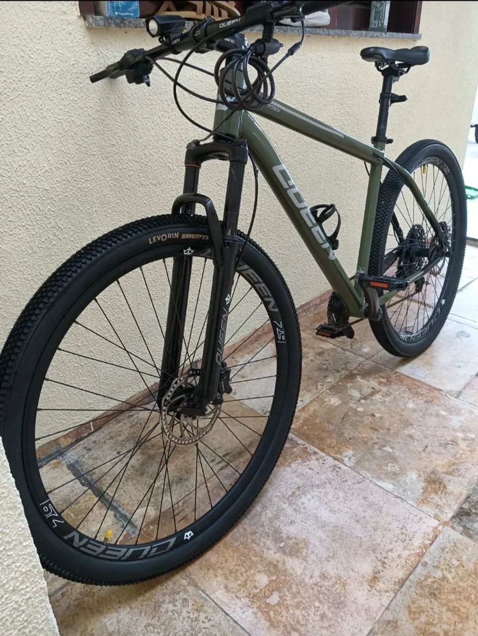 Bicicleta aro 29 semi nova  - Foto 4