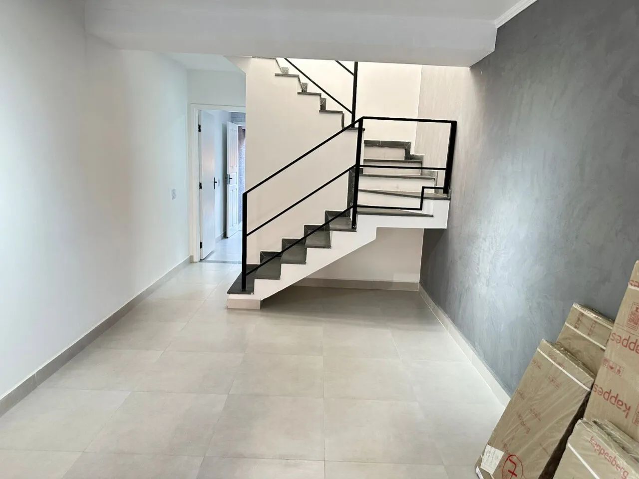 Casa a venda com 2 quartos na Granja Viana FL15