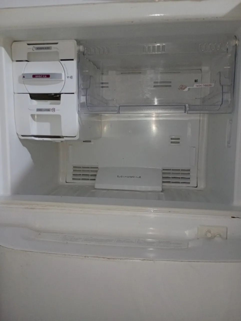 Geladeira Eletrolux 409 litros - Foto 4