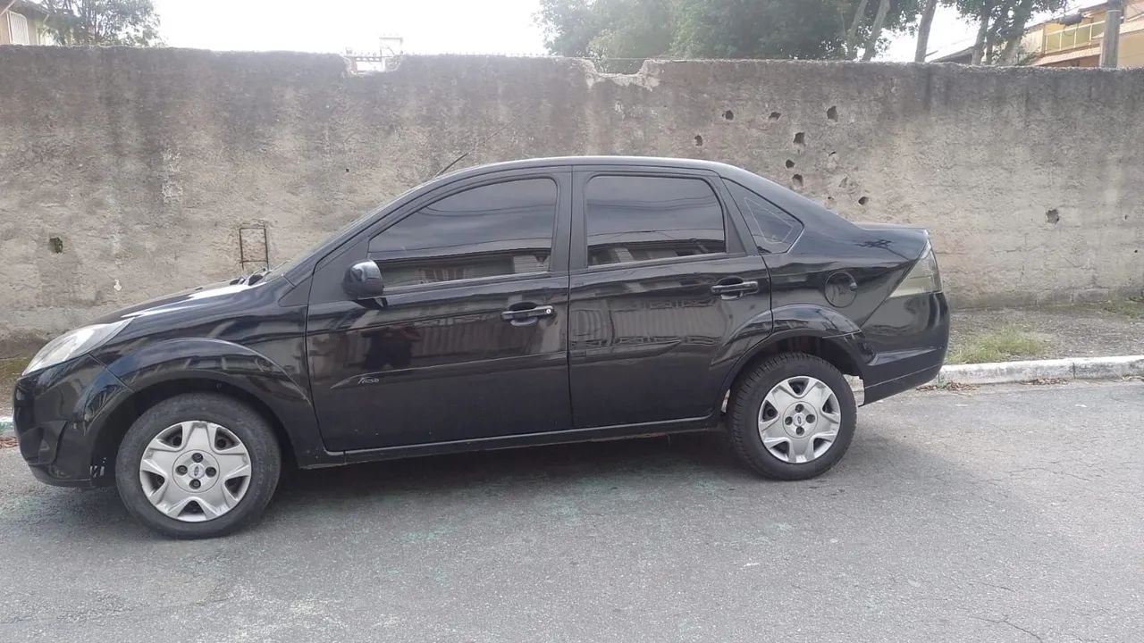 Ford Fiesta Sed. 1.6 8V Flex 4P 2011 - Foto 3