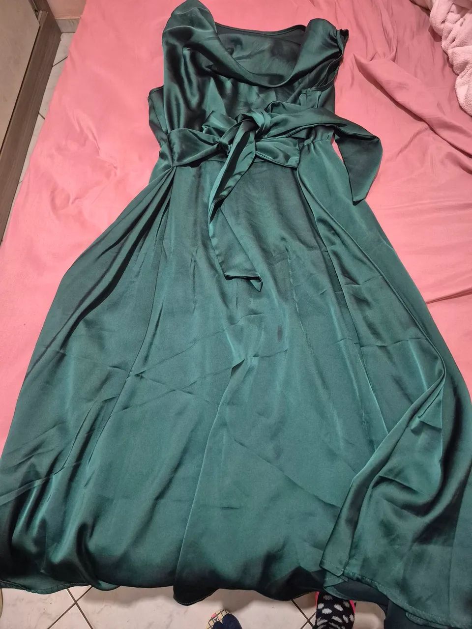 Roupas novas e usadas apenas uma vez