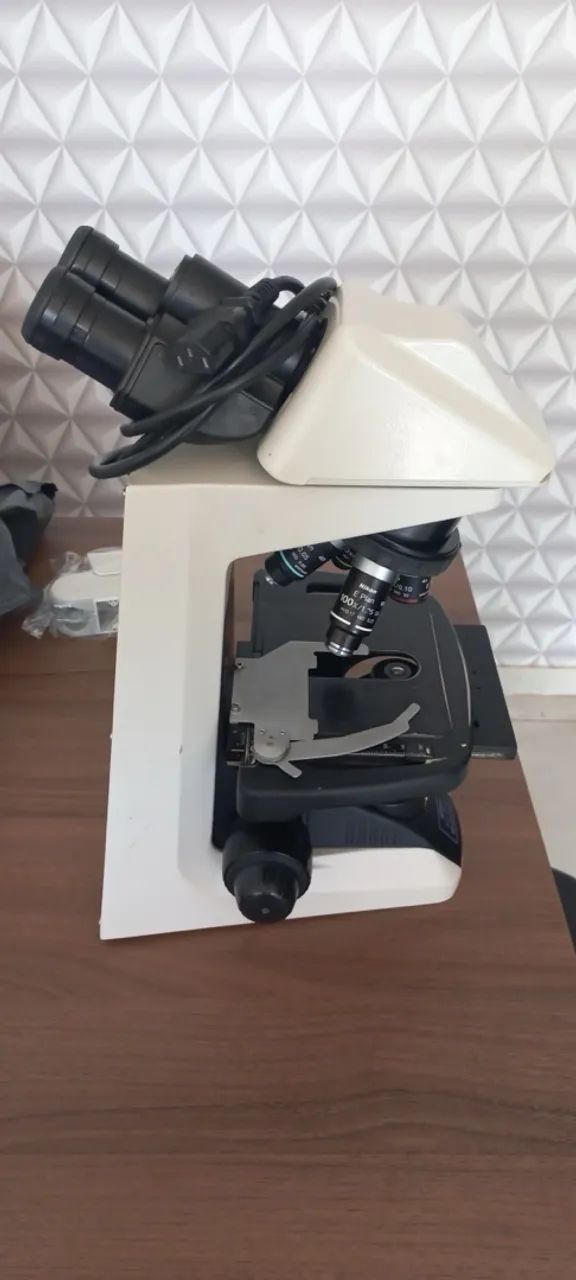 Microscópio  - Foto 5