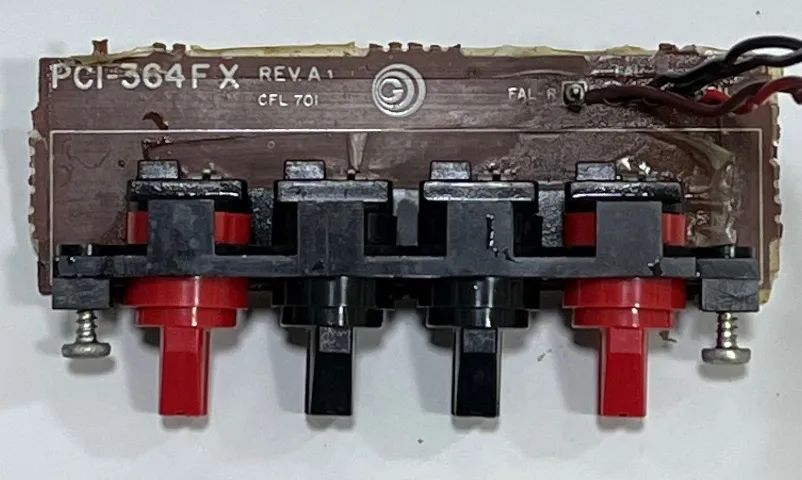 Gradiente System Energy A-175 - Conectores de Audio