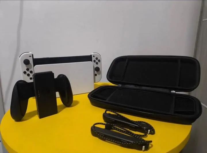 Nintendo Switch OLED (DESBLOQUEADO) - Foto 2