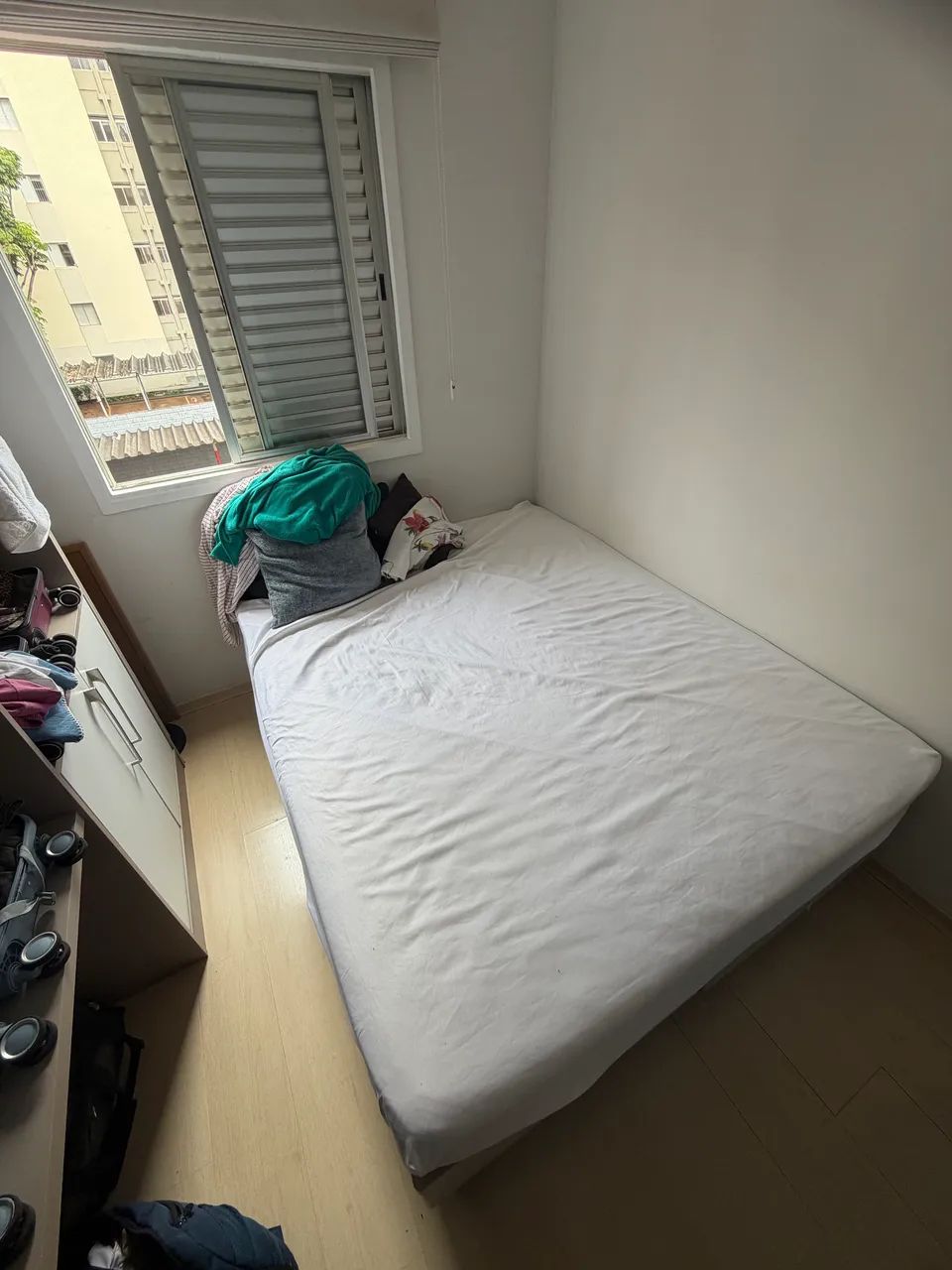 Cama box e colchão queen size  - Foto 4
