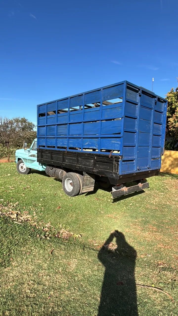 F4000