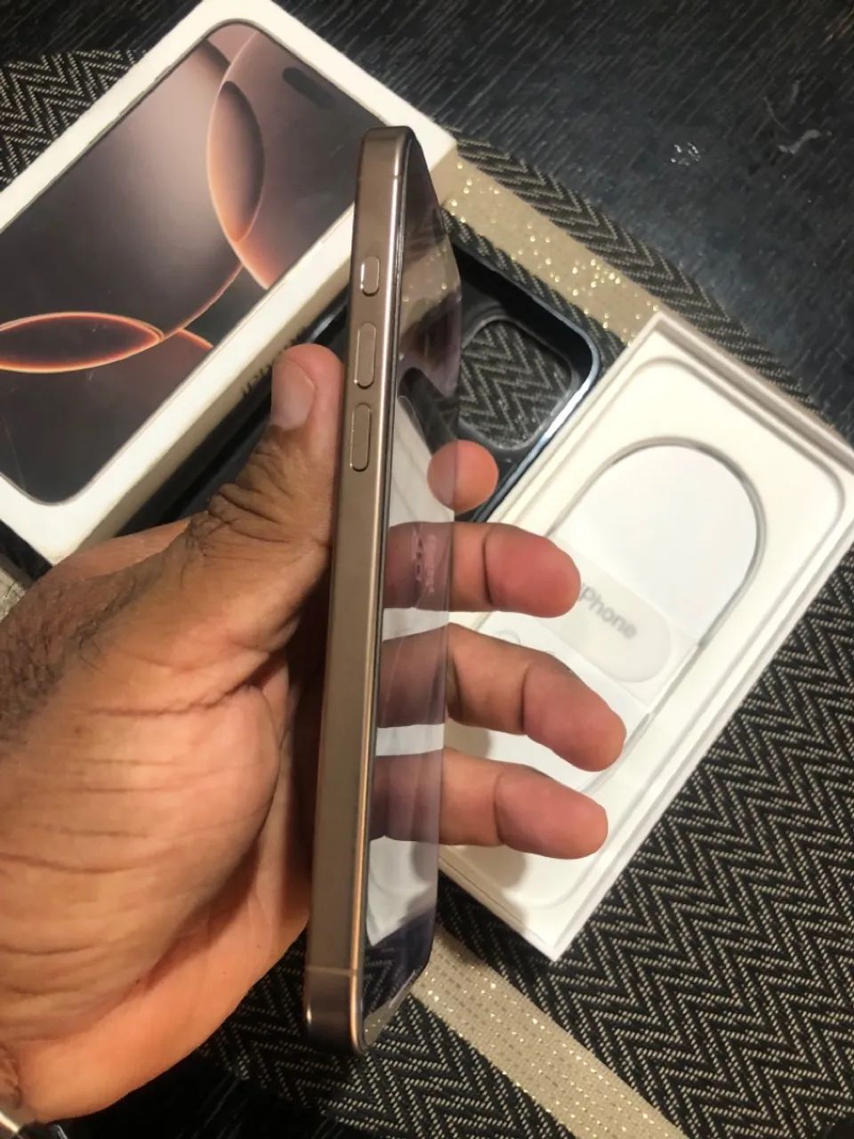 iPhone 16 pro Max  - Foto 2