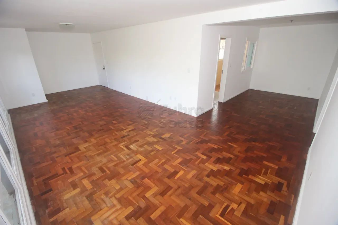 Apartamento Amplo e Iluminado com 3 Dormitórios no Edifício Residencial Real - Foto 3
