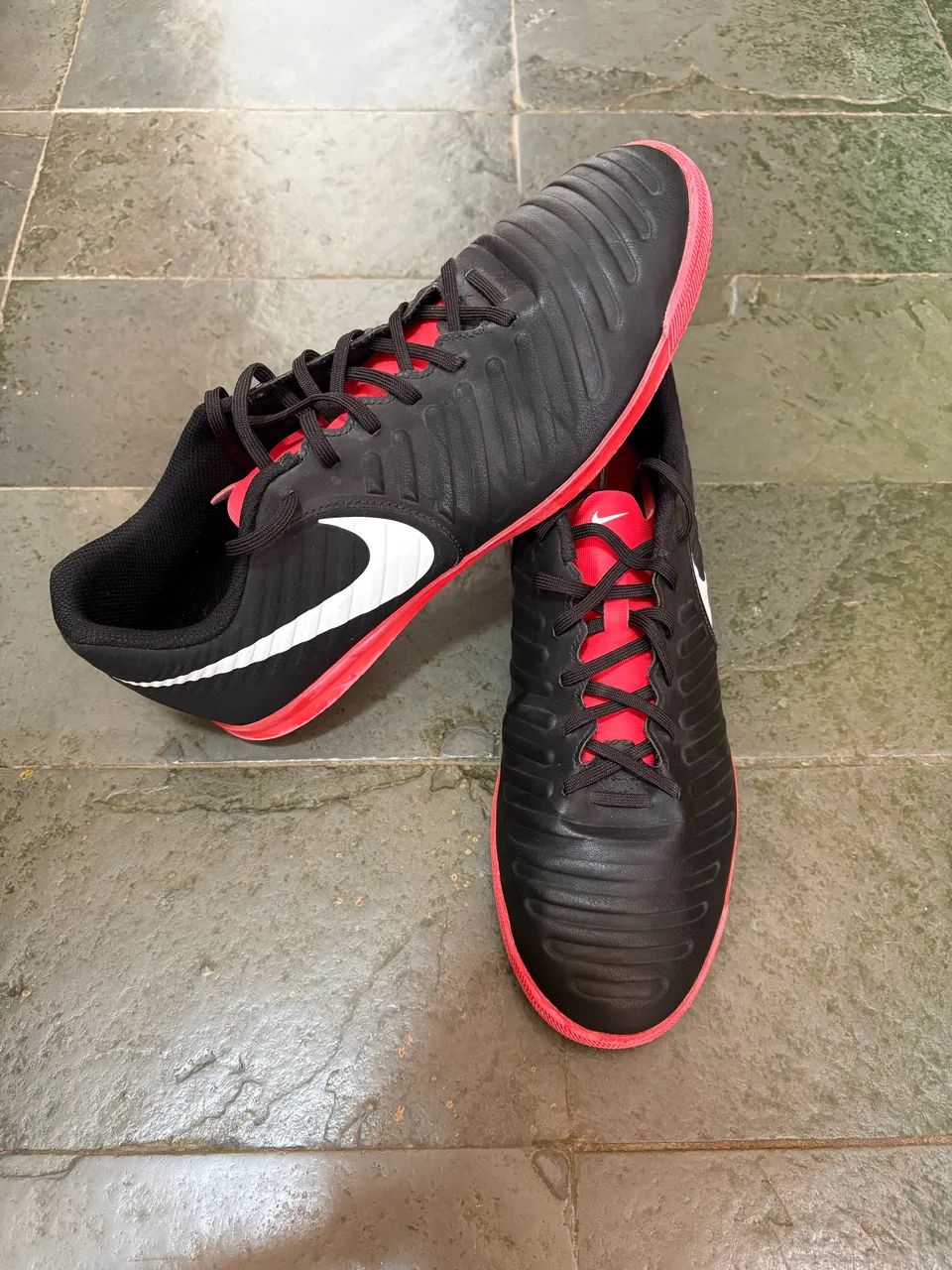 Chuteira de salão da Nike - Foto 3