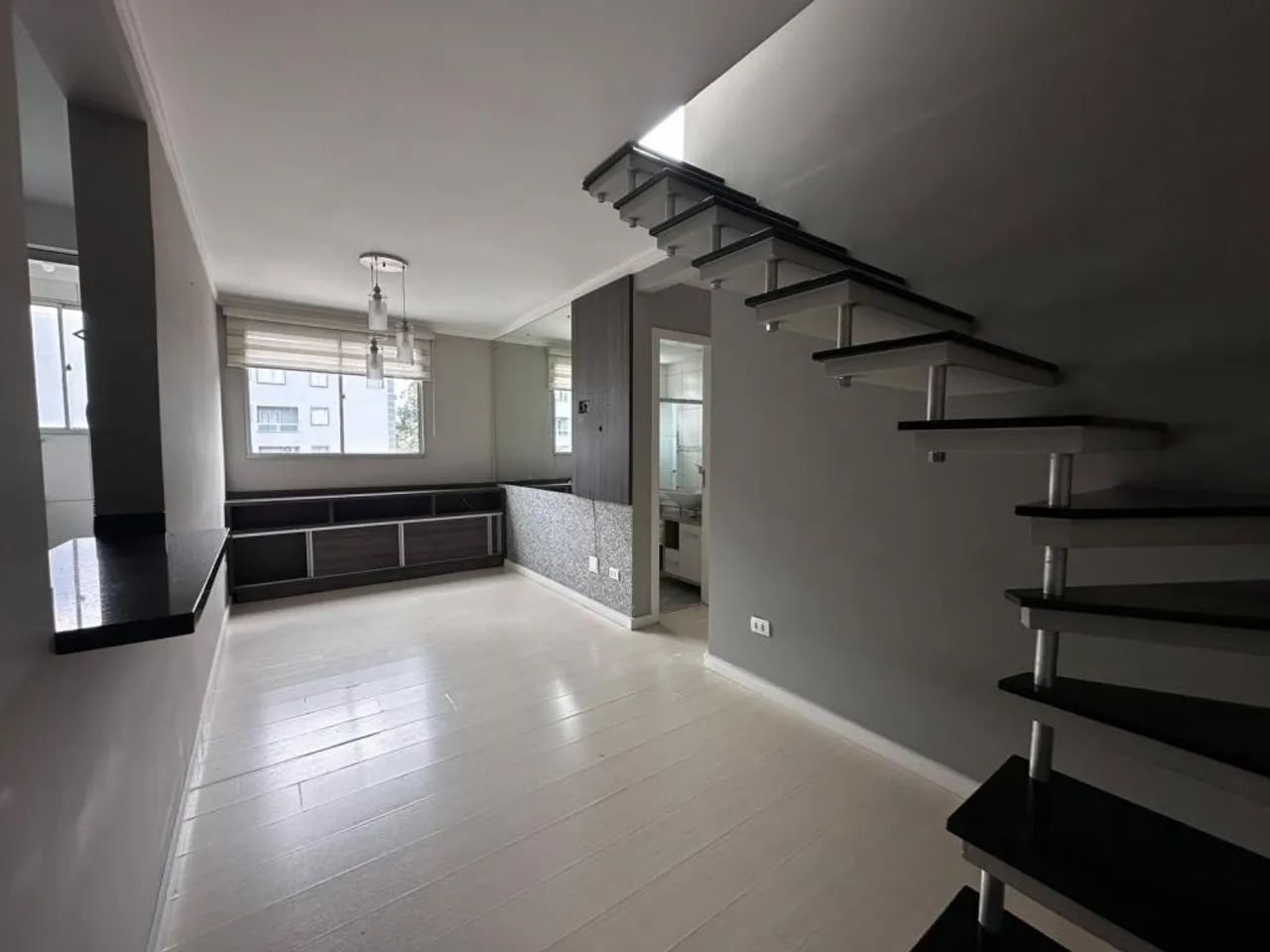 COBERTURA DUPLEX no COSTA E SILVA com 2 quartos para LOCAÇÃO, 103 m²