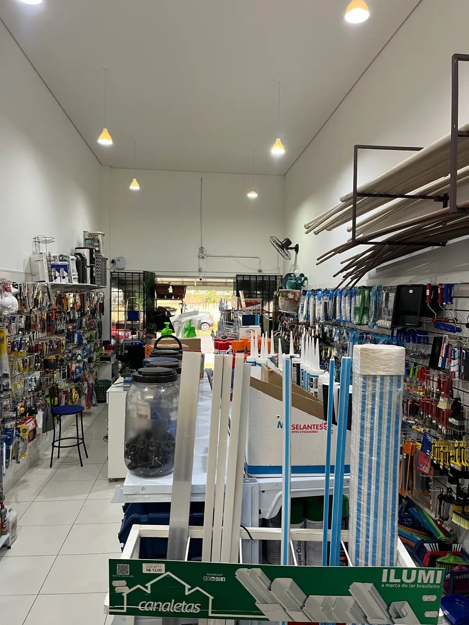 Vende-se Loja de Material de Construcão e utilidades (aceita imóvel) - Foto 4