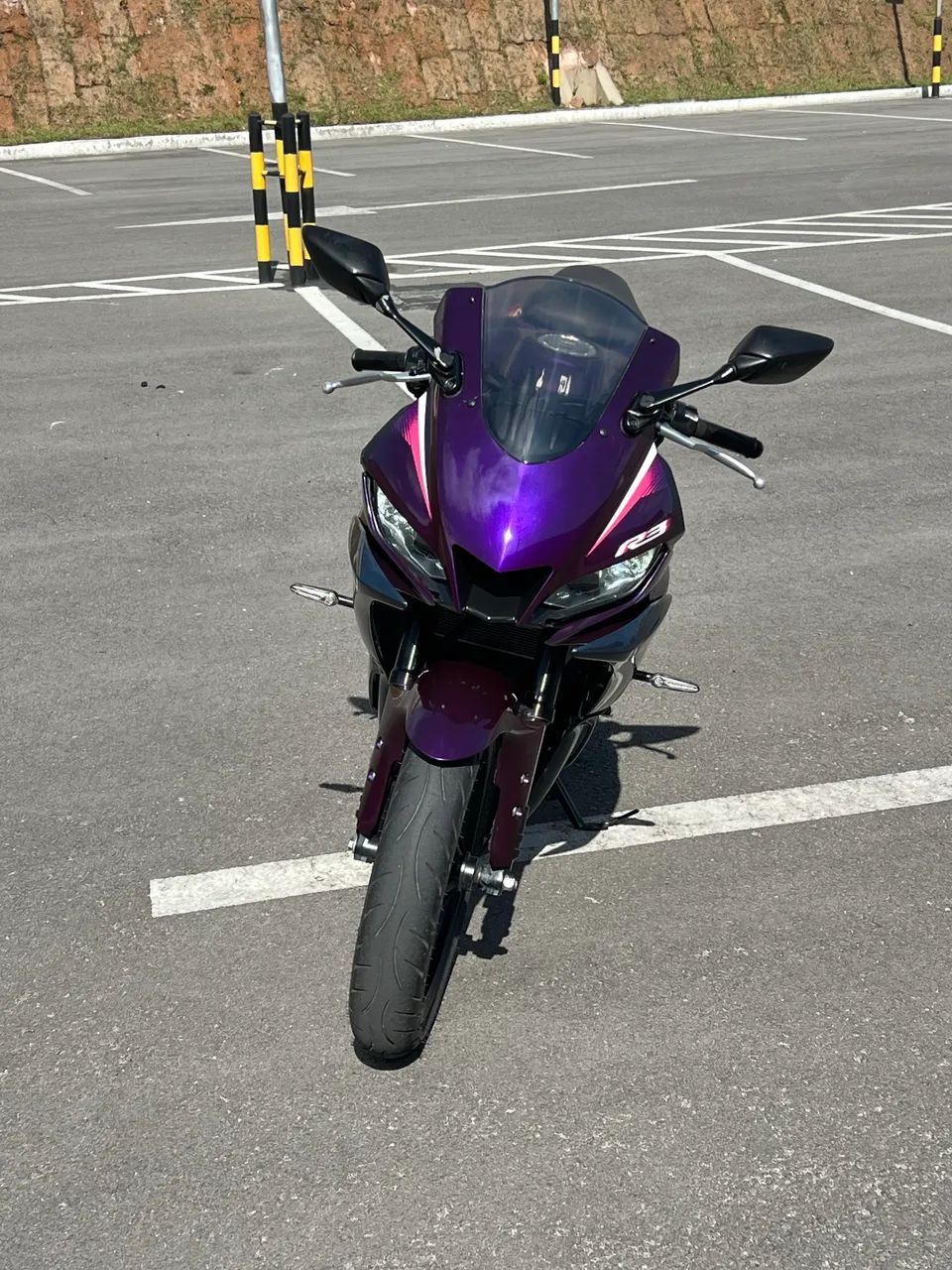 Yamaha R3 roxa - 4300km - Foto 3