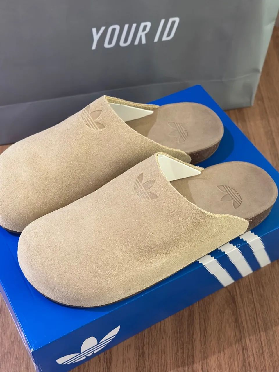 Adidas Adimule ? Golden Beige ?