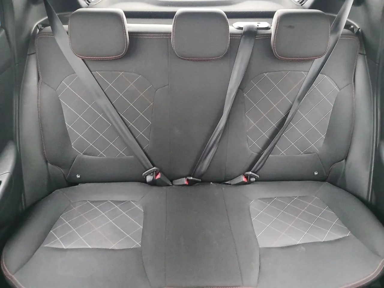 Renault Kwid 1.0 Zen, foto 18 de 18