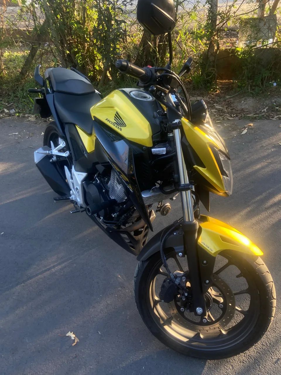  CB300f ABS oportunidade  - Foto 3