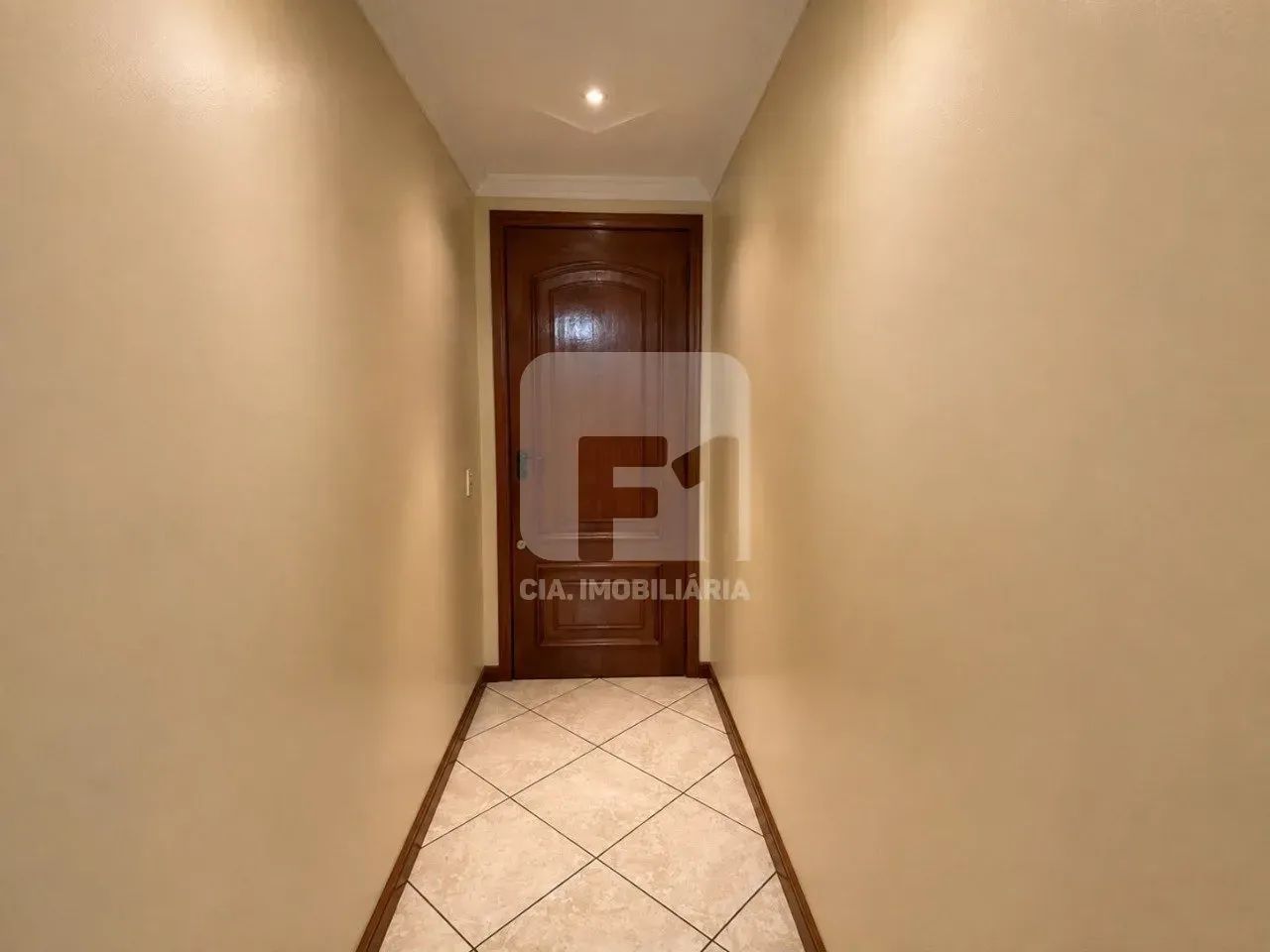 Apartamento de 3 dormitórios próximo à Beira Mar - Foto 3