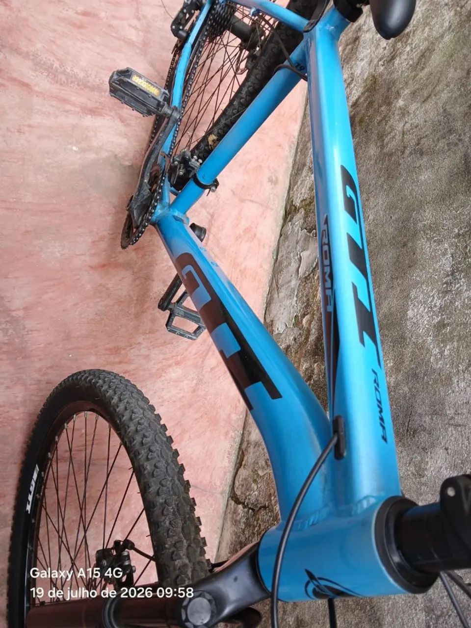 Bicicleta aro 29 quadro 19. Semi nova 