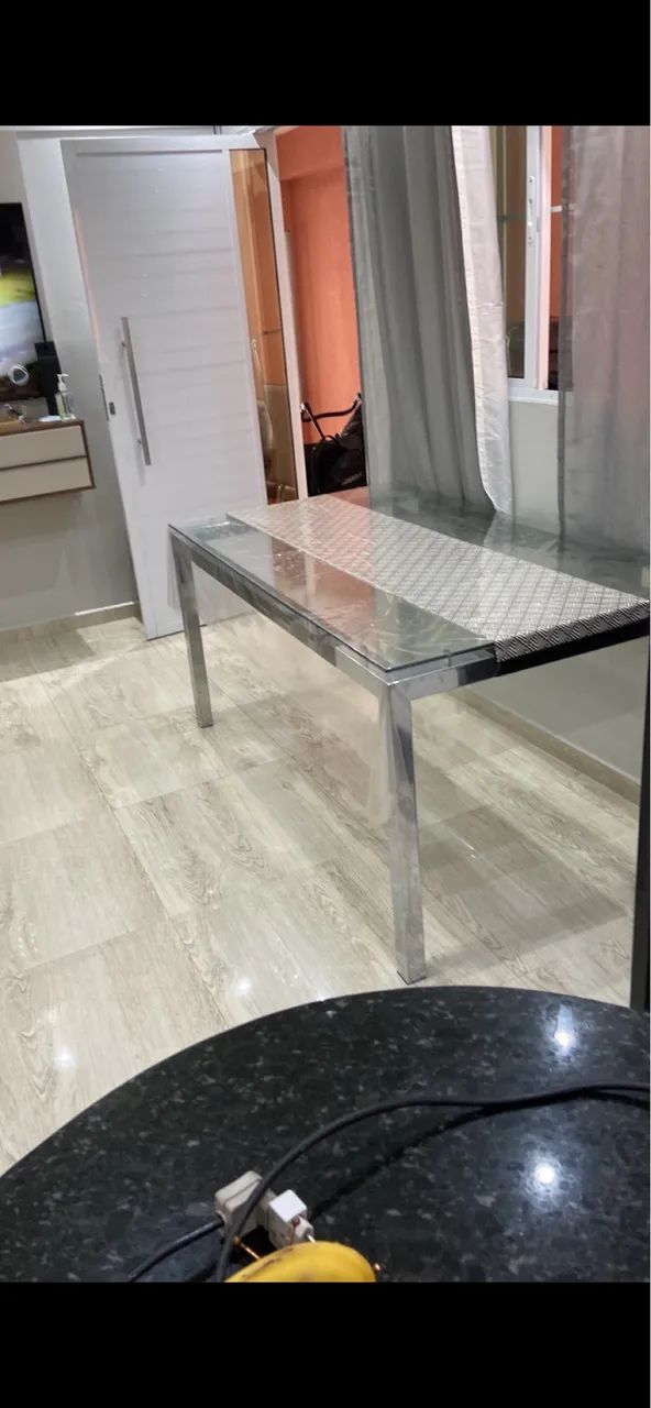 Mesa semi nova 