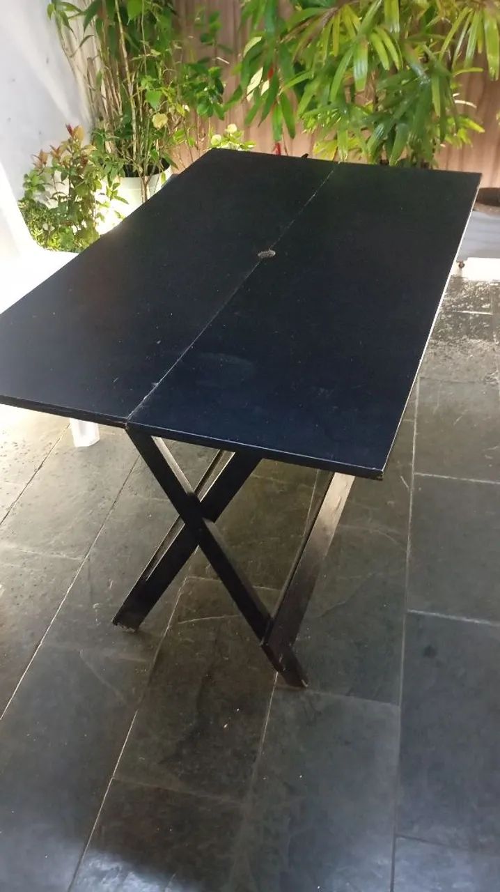 Mesa dobrável em madeira 1,20x0,70cm