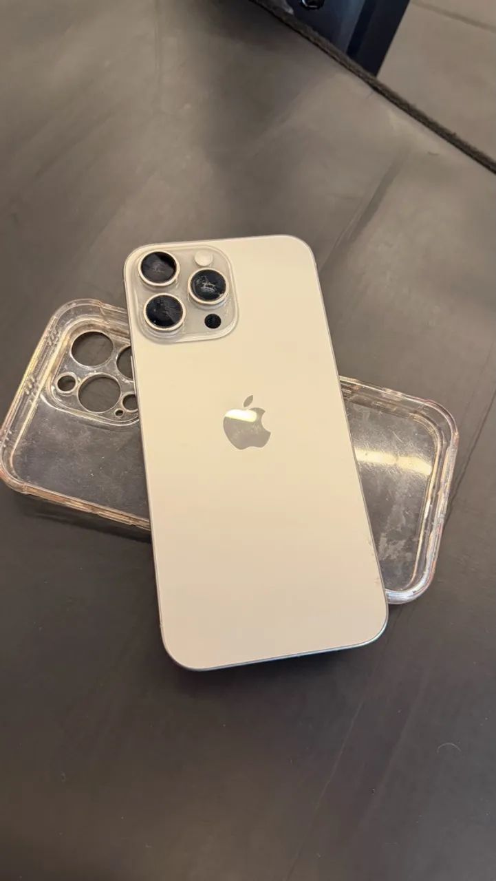 iPhone 16 Pro Max 