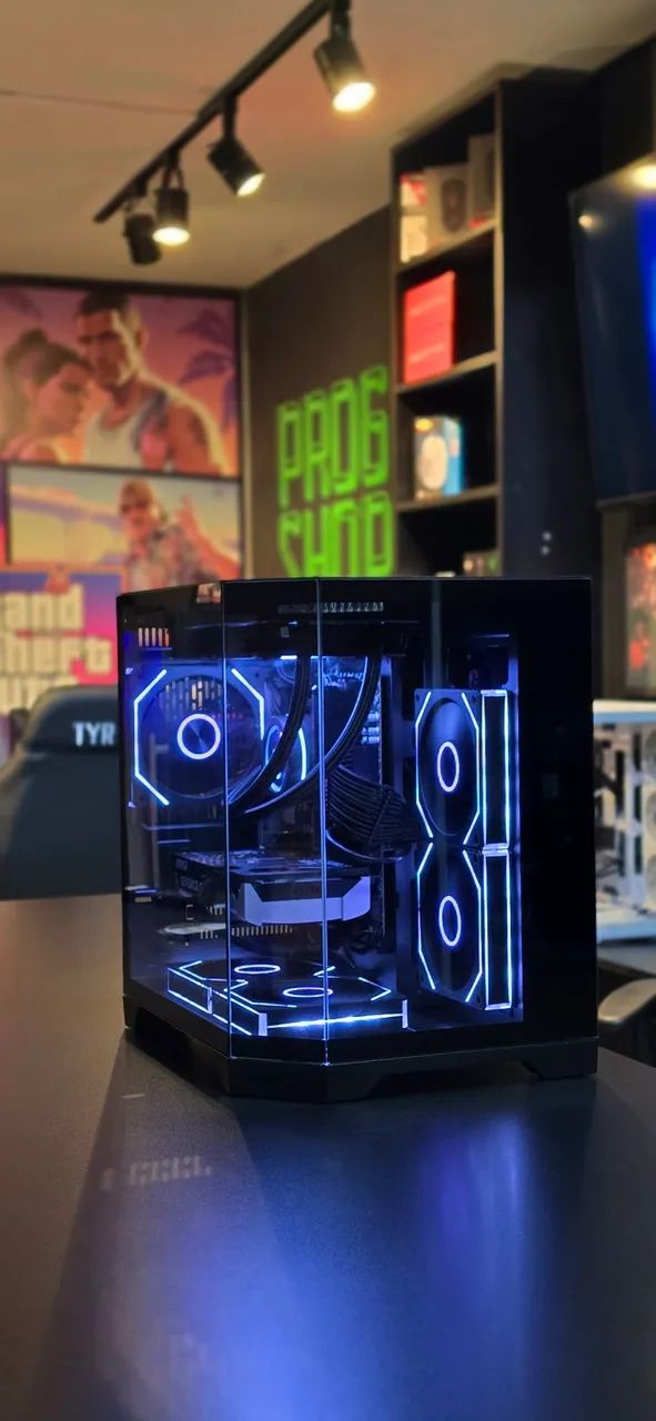 PC Gamer AMD Ryzen 7 5700 + RTX 5060
