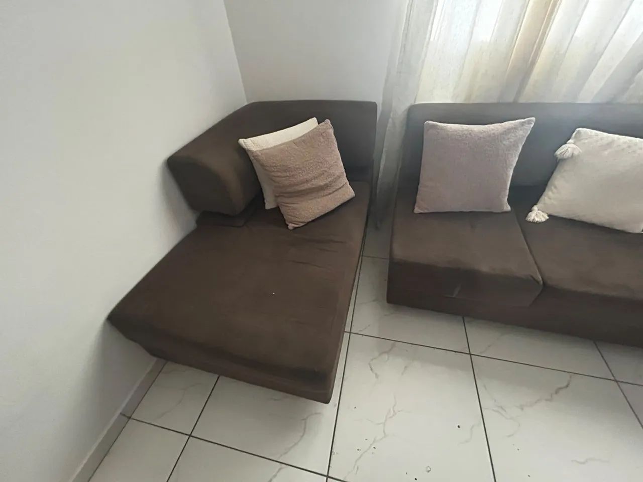 Vendo Sofá com Chaise - Foto 3