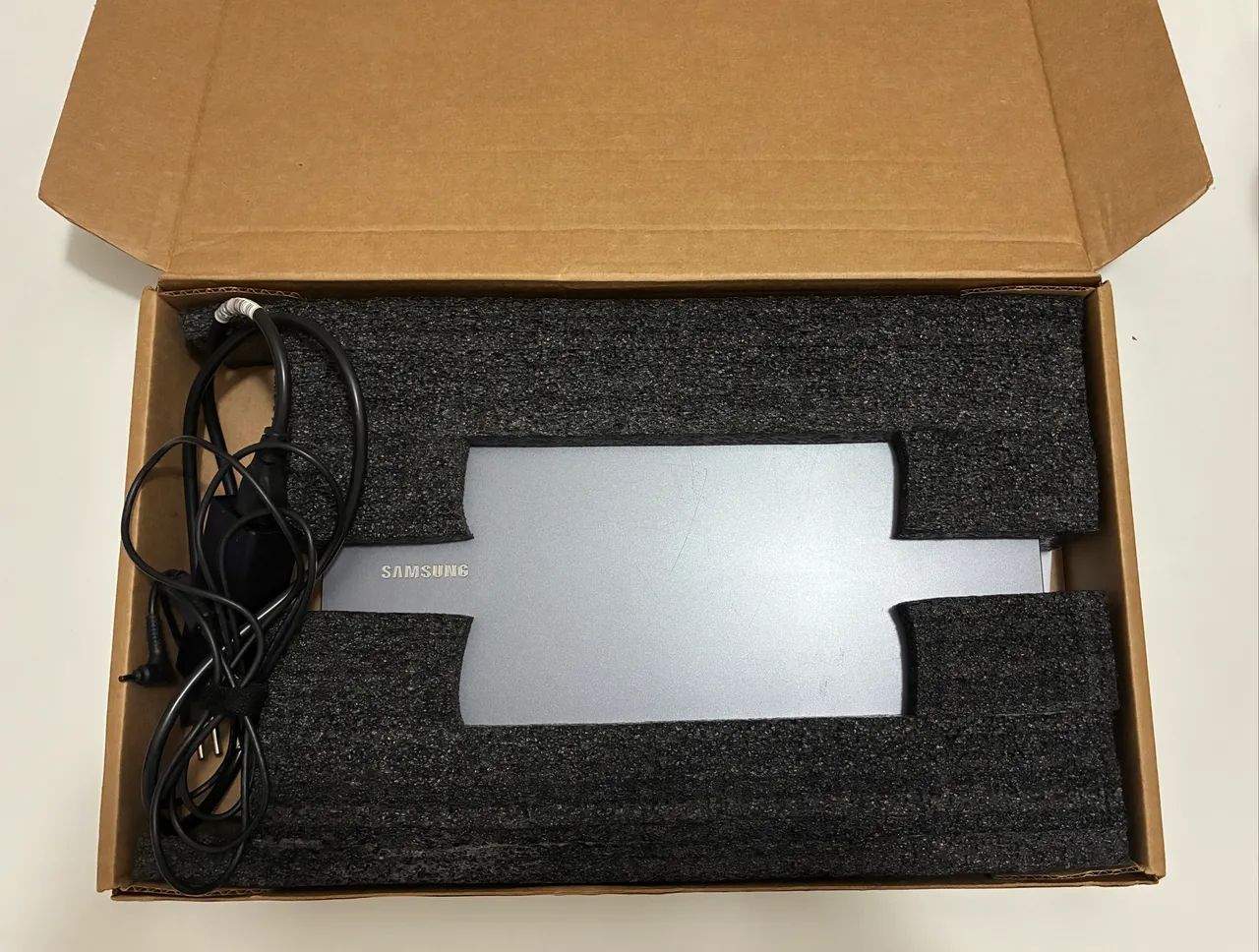 Notebook Samsung Book - Muito Conservado  - Foto 4