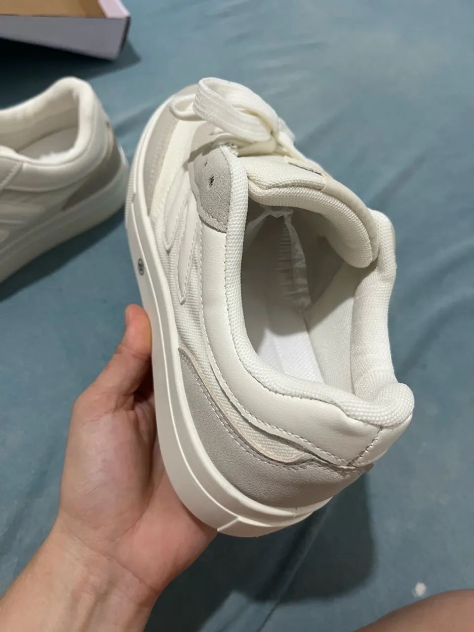 Tênis Feminino . 