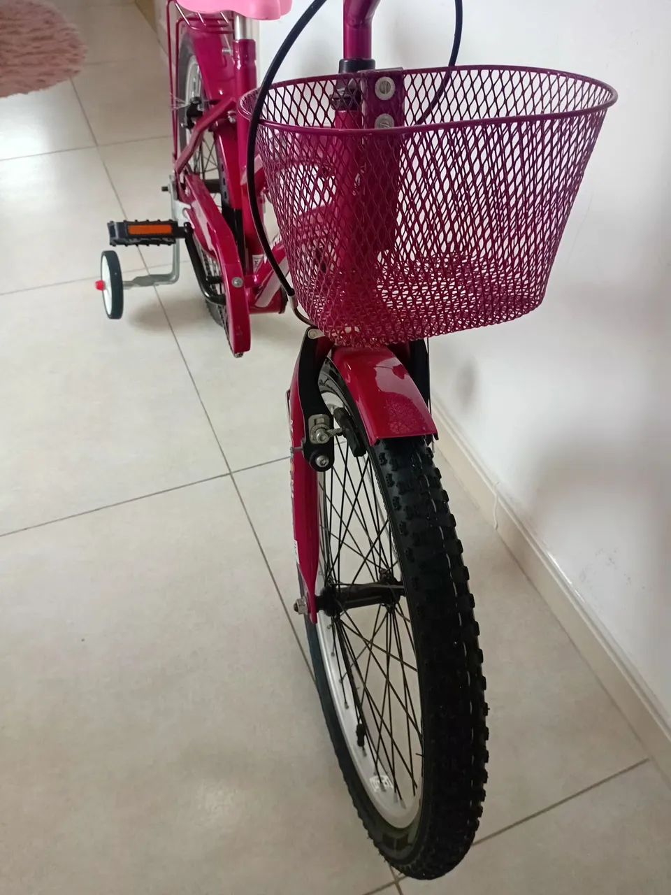 Bicicleta Infantil aro 20 seminova - Foto 5