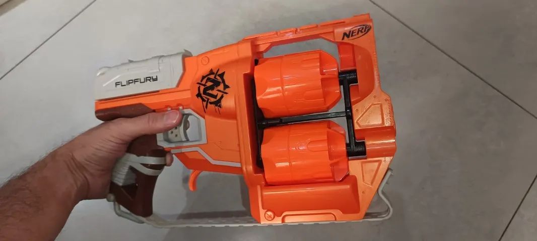 Vendo Nerf FlipFury Zombie Strike - Foto 3