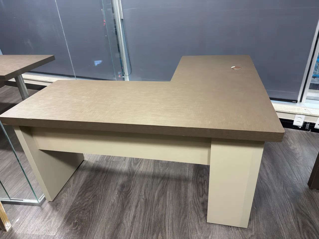 Mesa escritório 