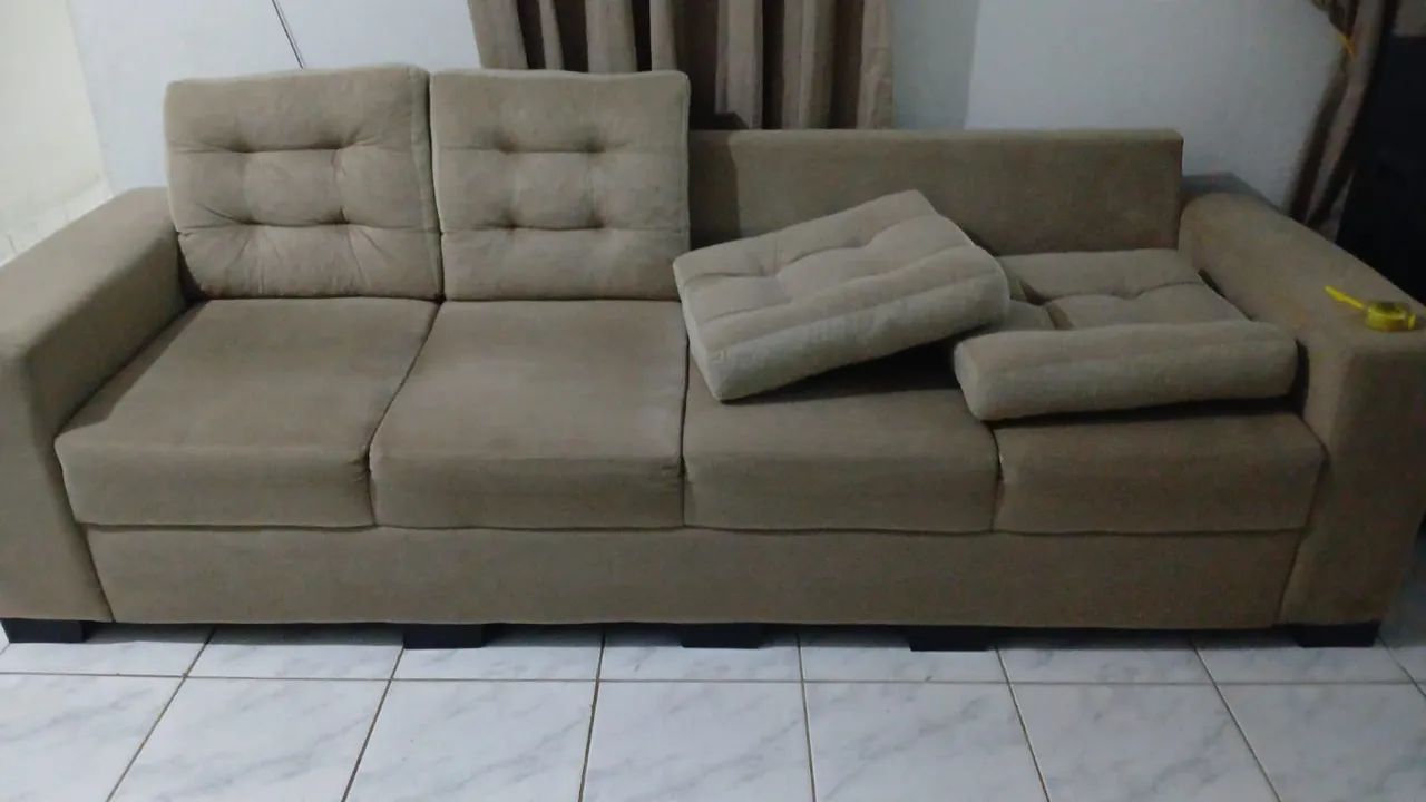 Sofá 4 lugares