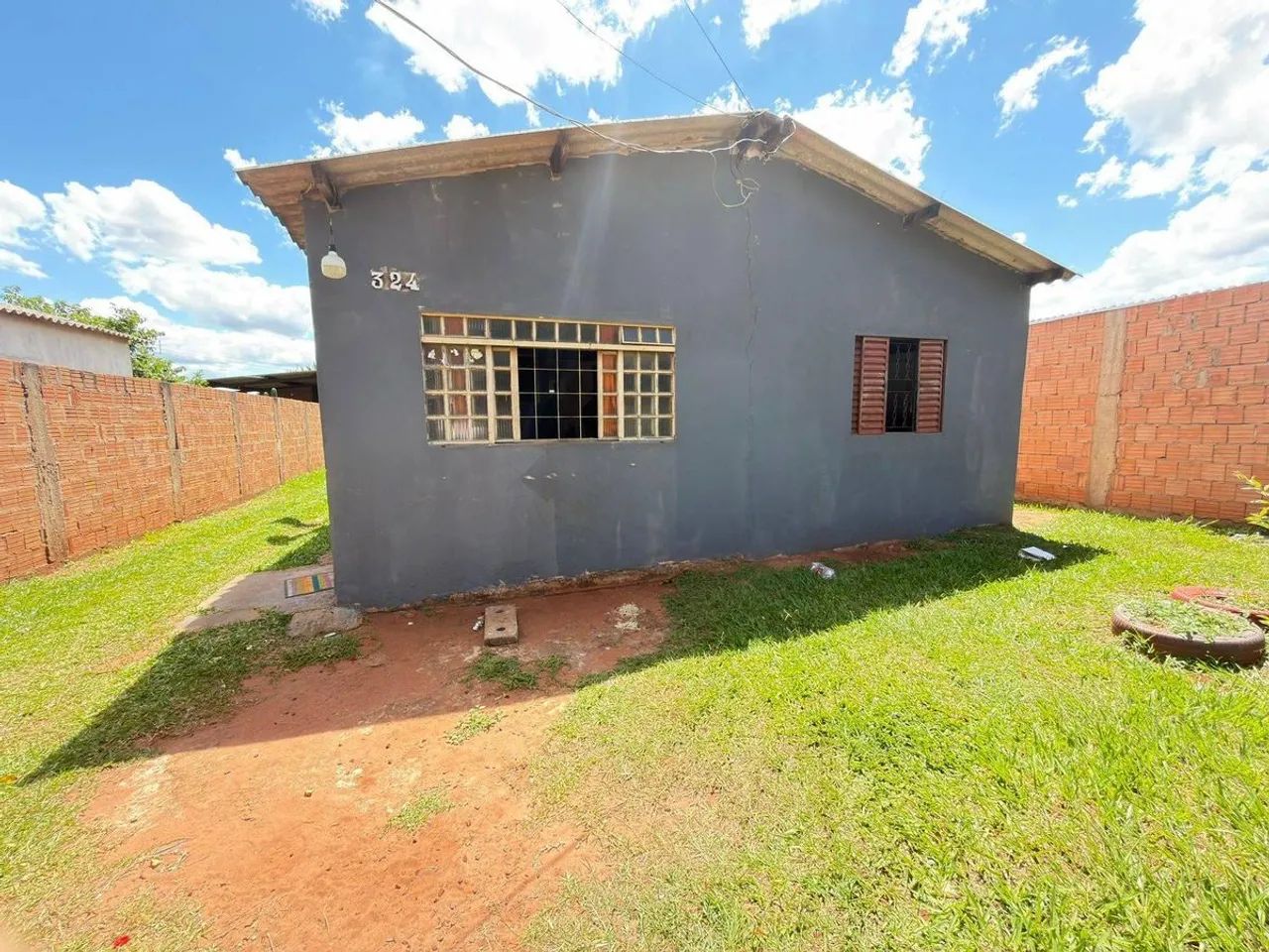 Casa com 3 quartos à Venda, Lagoa Dourada - Campo Grande